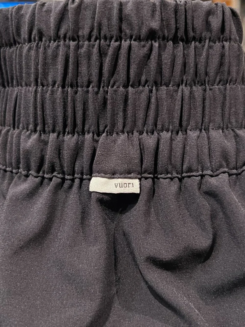 Vuori excellent preowned